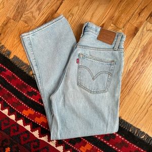 Levi’s Ribcage Straight Jean - light wash
